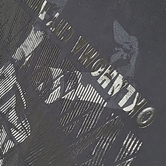 Mens L - Kevin Durant Oklahoma City OKC NBA - Black short sleeve raised graphic - Picture 4 of 7